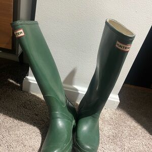 Hunter Classic Dark Green Boots